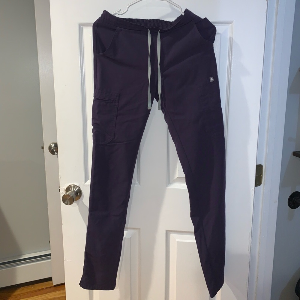 FIGS scrubs